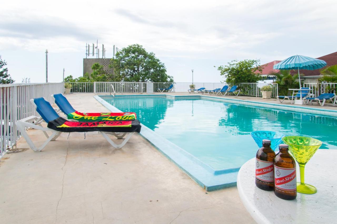 Deluxe Montego Bay Club Studio & Suites Ngoại thất bức ảnh